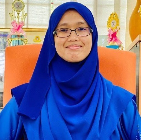 PUTRI HIDAYATUL ISTIQAMAH HUSSAIN