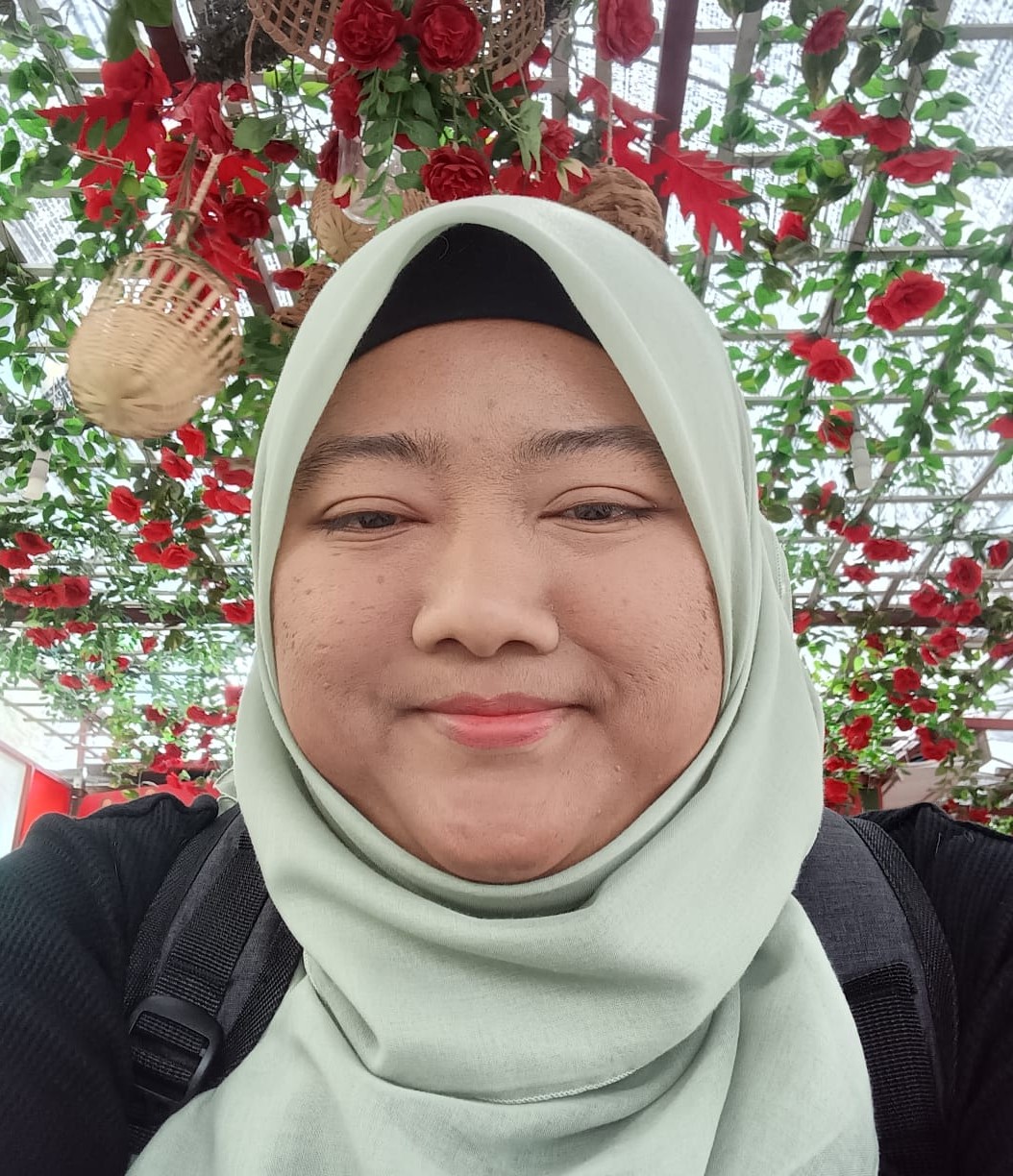 SITI NUR AMIRA BINTI MASMADI